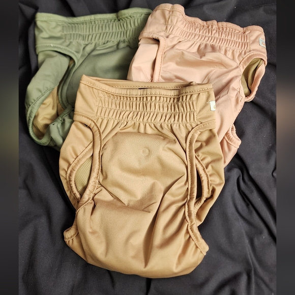 Grecle Washable Female Dog Diapers Large - Picture 6 of 16